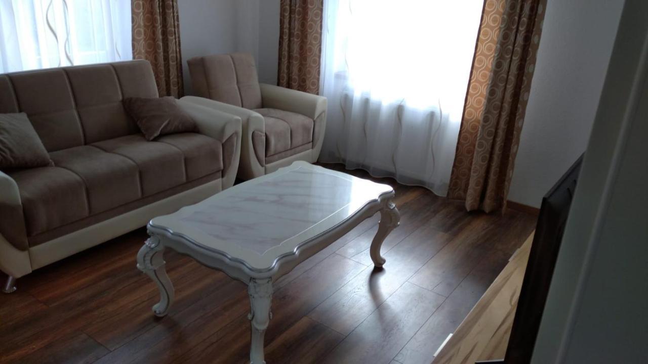 Leon Apartment เทตต์นัง ภายนอก รูปภาพ
